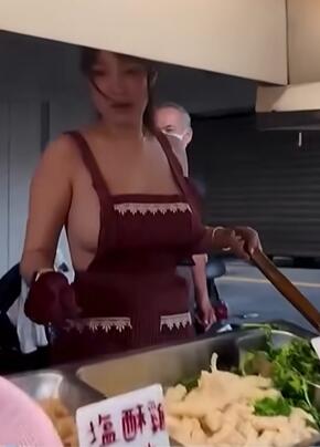 Taiwans No.1 Crispy Fried Chicken